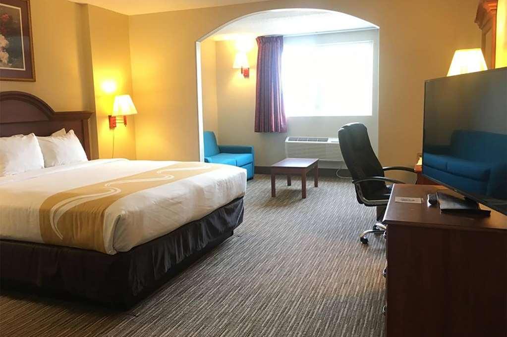 Days Inn & Suites By Wyndham Rehoboth Beach / Dewey Dewey Beach Værelse billede
